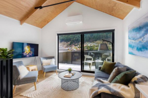 Modern Central Living - 3 Bed Aprtmnt with Gym